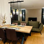 شقة Swiss Alpine Haven ايسلتوالد